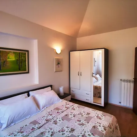 Apartment Monte *