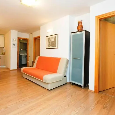 Apartment Monte *